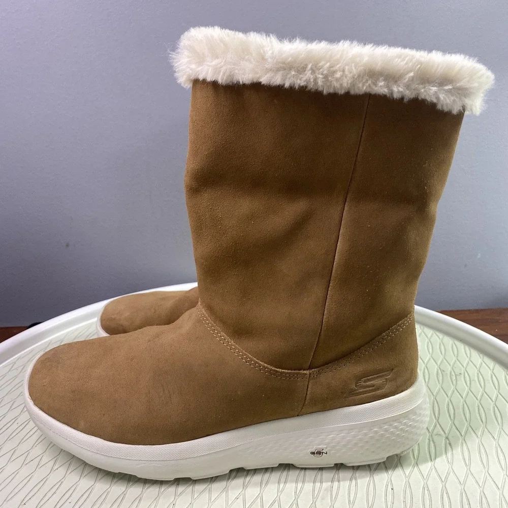 Skechers‎ Gogomat Womens Technology Brown Suede Leather Winter Boots Sz.6.5 EUC